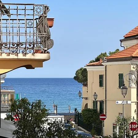 Апартаменты Bilocale Borgo Coscia